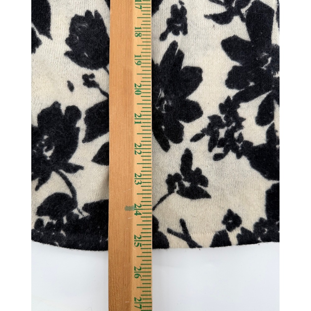 Susan Bristol Lambswool Angora Floral Cardigan Sweater Cream Black Large - Picture 7 of 7